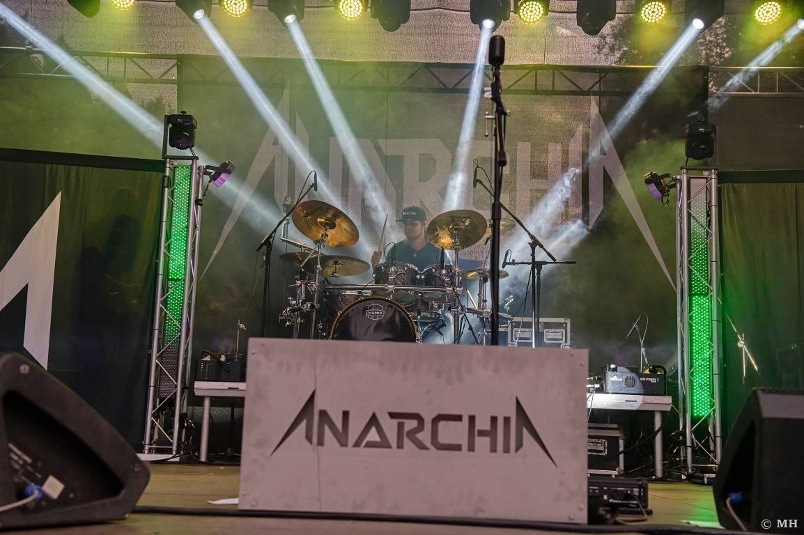 Rockové léto na Mži slavilo deset let. Festivalu blahopřáli Cocotte Minute, Komunál, De Bill Heads i Septic People