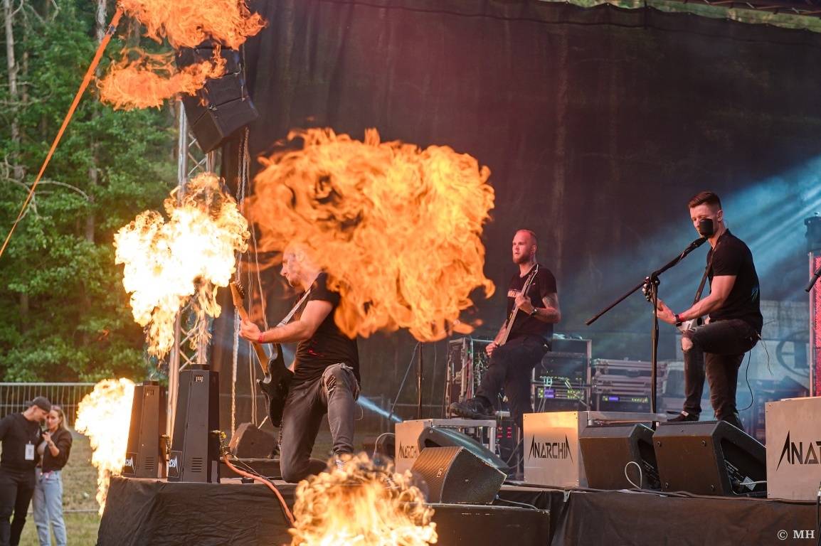 Rockové léto na Mži slavilo deset let. Festivalu blahopřáli Cocotte Minute, Komunál, De Bill Heads i Septic People