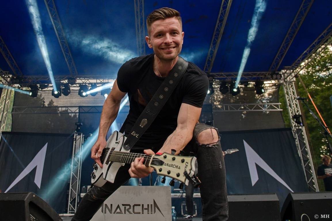 Rockové léto na Mži slavilo deset let. Festivalu blahopřáli Cocotte Minute, Komunál, De Bill Heads i Septic People