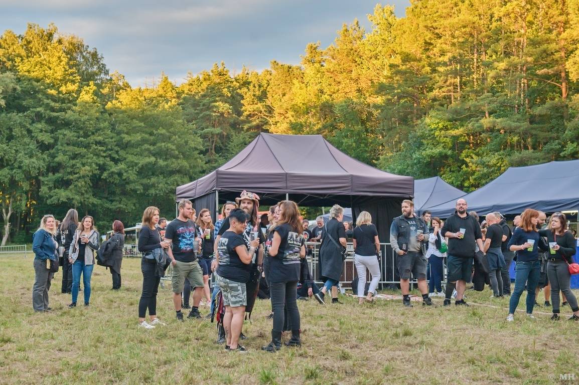 Rockové léto na Mži slavilo deset let. Festivalu blahopřáli Cocotte Minute, Komunál, De Bill Heads i Septic People