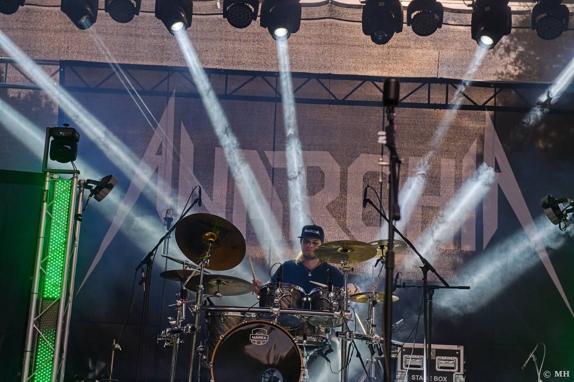 Rockové léto na Mži slavilo deset let. Festivalu blahopřáli Cocotte Minute, Komunál, De Bill Heads i Septic People