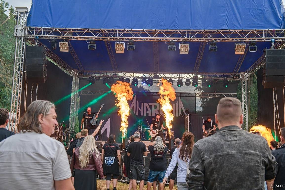 Rockové léto na Mži slavilo deset let. Festivalu blahopřáli Cocotte Minute, Komunál, De Bill Heads i Septic People