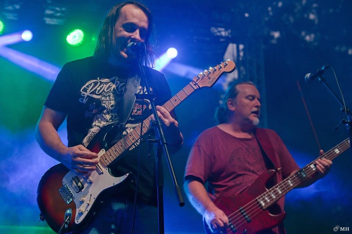 Rockové léto na Mži slavilo deset let. Festivalu blahopřáli Cocotte Minute, Komunál, De Bill Heads i Septic People