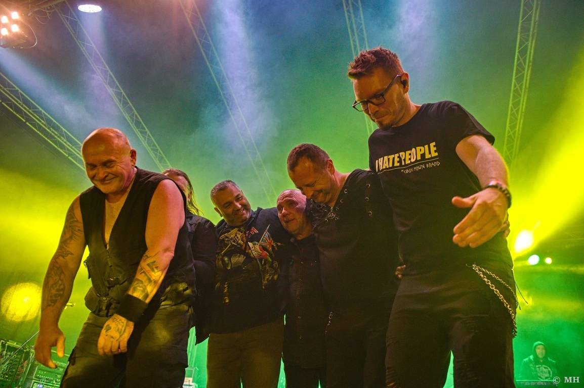 Rockové léto na Mži slavilo deset let. Festivalu blahopřáli Cocotte Minute, Komunál, De Bill Heads i Septic People