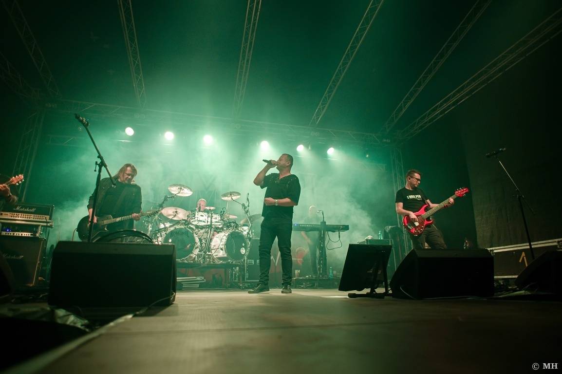 Rockové léto na Mži slavilo deset let. Festivalu blahopřáli Cocotte Minute, Komunál, De Bill Heads i Septic People