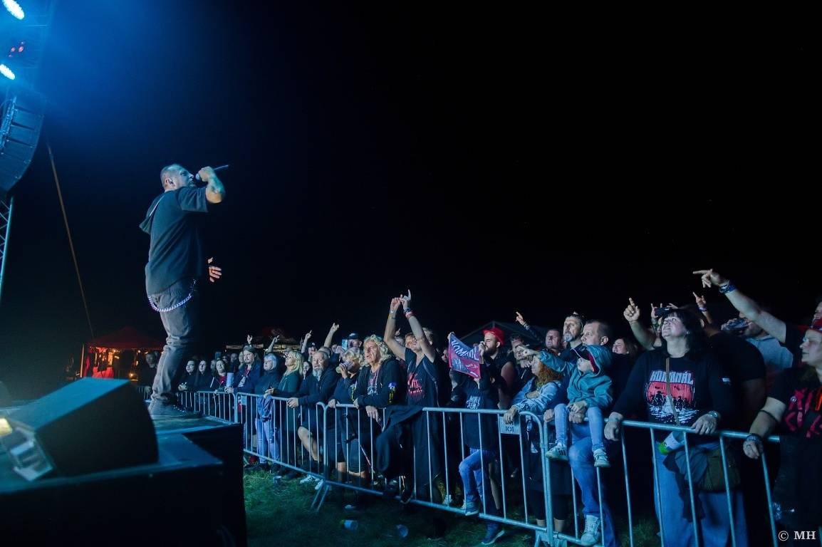 Rockové léto na Mži slavilo deset let. Festivalu blahopřáli Cocotte Minute, Komunál, De Bill Heads i Septic People