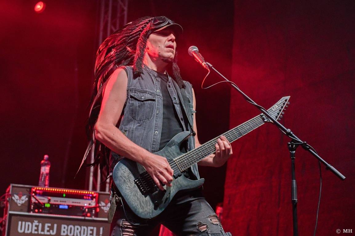 Rockové léto na Mži slavilo deset let. Festivalu blahopřáli Cocotte Minute, Komunál, De Bill Heads i Septic People