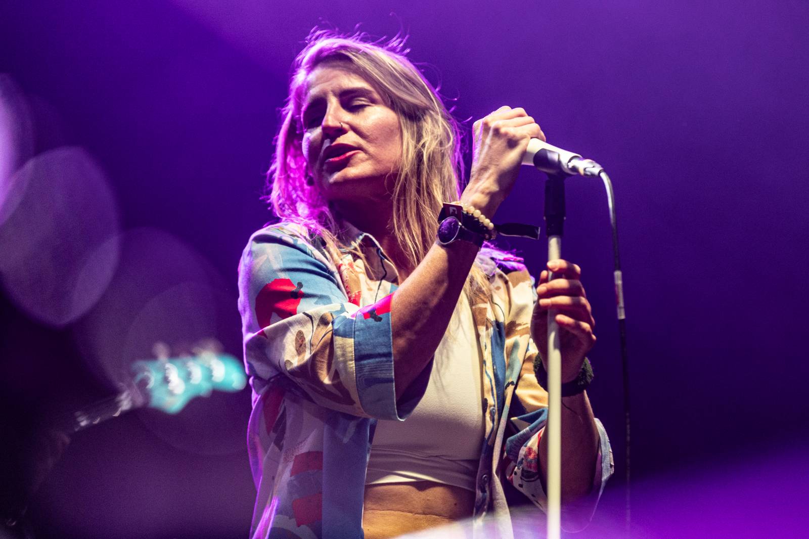 Druhý den na Hradech CZ na Bezdězu: Henych 666 strhli (ne)metalisty, Robert Kodym házel kytaru mezi fanoušky