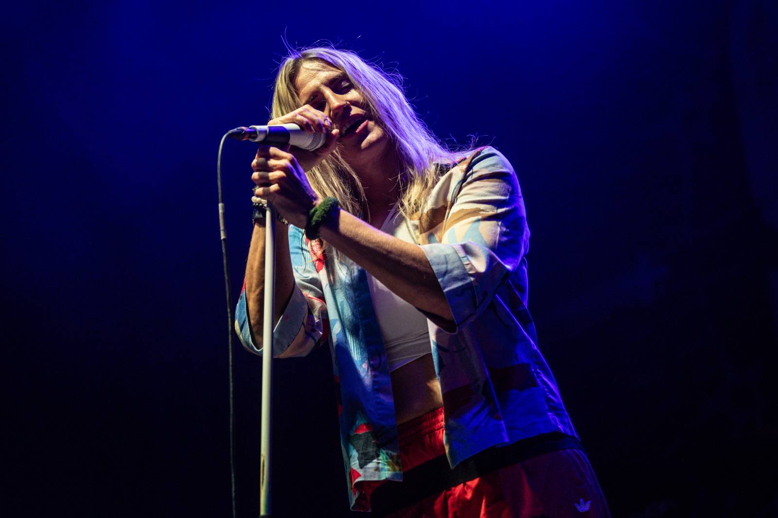 Druhý den na Hradech CZ na Bezdězu: Henych 666 strhli (ne)metalisty, Robert Kodym házel kytaru mezi fanoušky