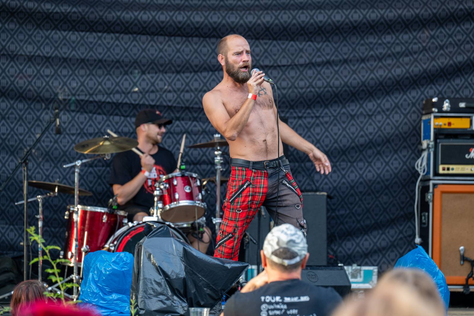 Tři sestry nezastavil ani déšť. V Hořicích pozvali fanoušky na oslavu narozenin do O2 areny