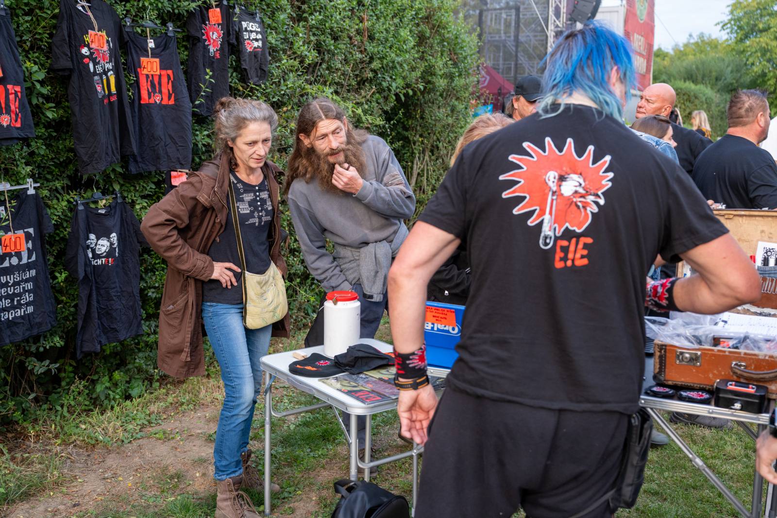 Tři sestry nezastavil ani déšť. V Hořicích pozvali fanoušky na oslavu narozenin do O2 areny