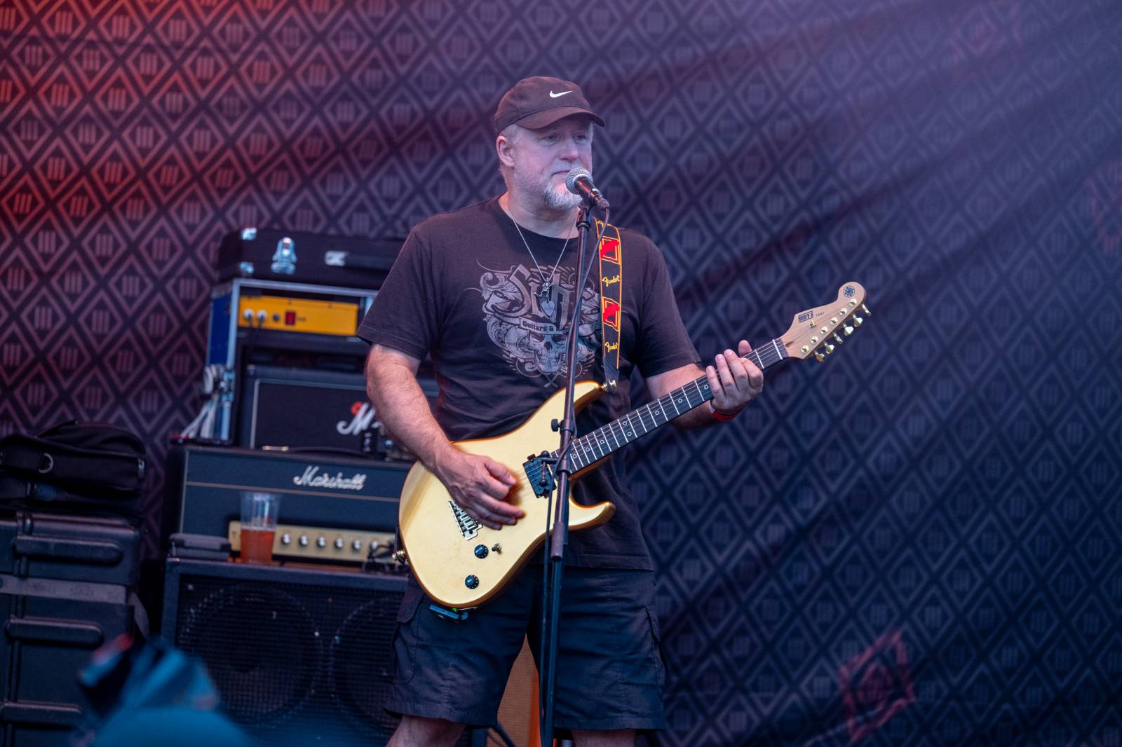 Tři sestry nezastavil ani déšť. V Hořicích pozvali fanoušky na oslavu narozenin do O2 areny