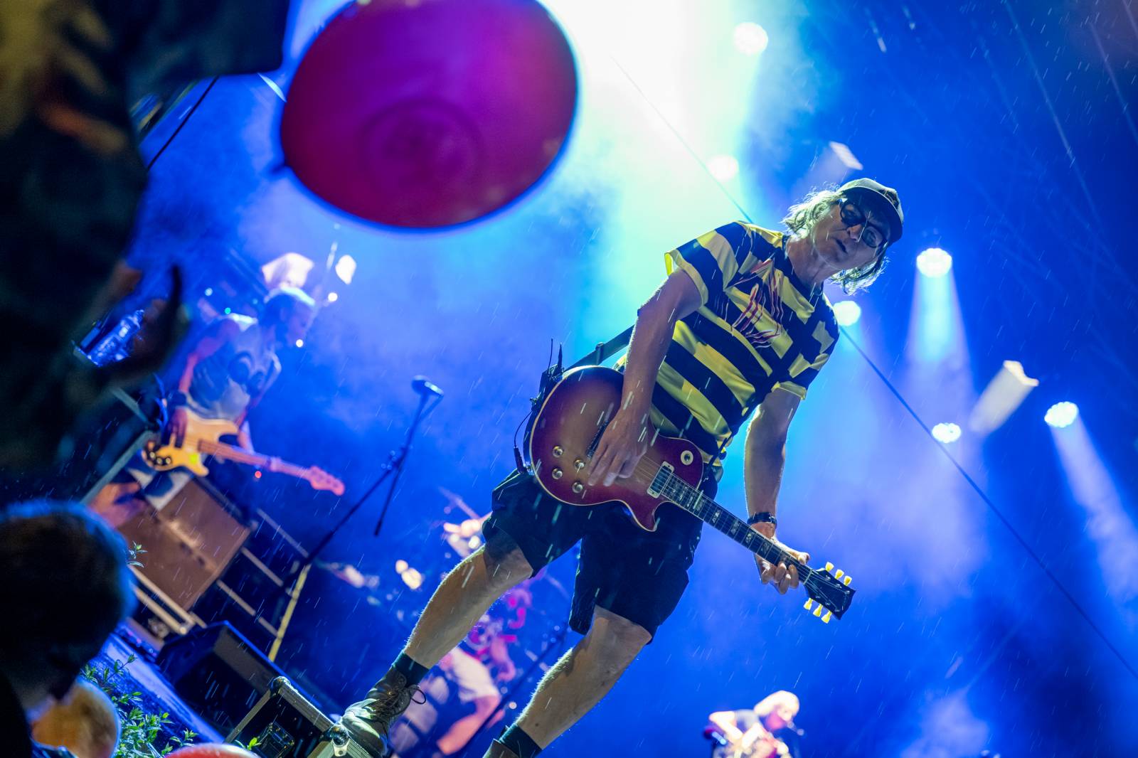 Tři sestry nezastavil ani déšť. V Hořicích pozvali fanoušky na oslavu narozenin do O2 areny