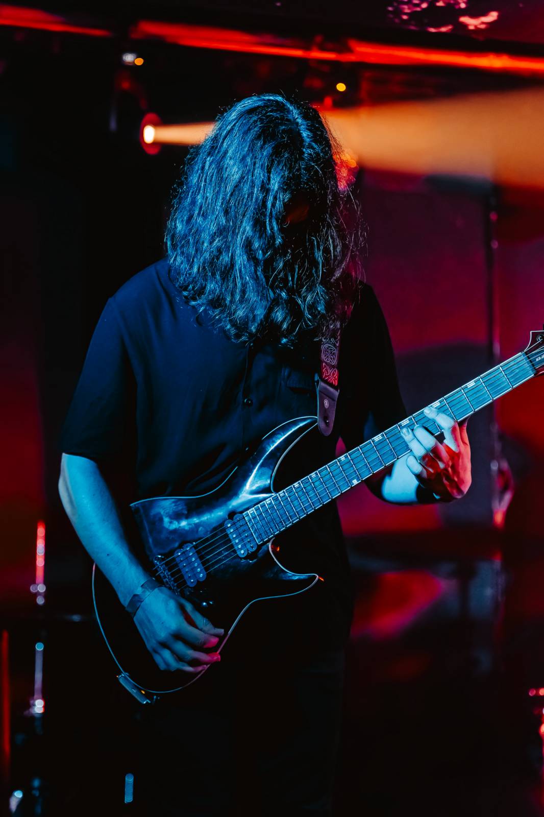 Rock Café hostilo první ročník festivalu StageBound. Zahráli The Agony i The.Swith, kteří se loučili s fanoušky