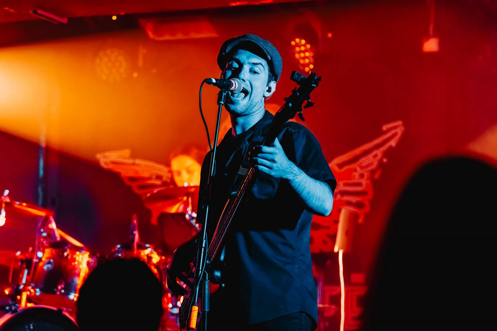 Rock Café hostilo první ročník festivalu StageBound. Zahráli The Agony i The.Swith, kteří se loučili s fanoušky