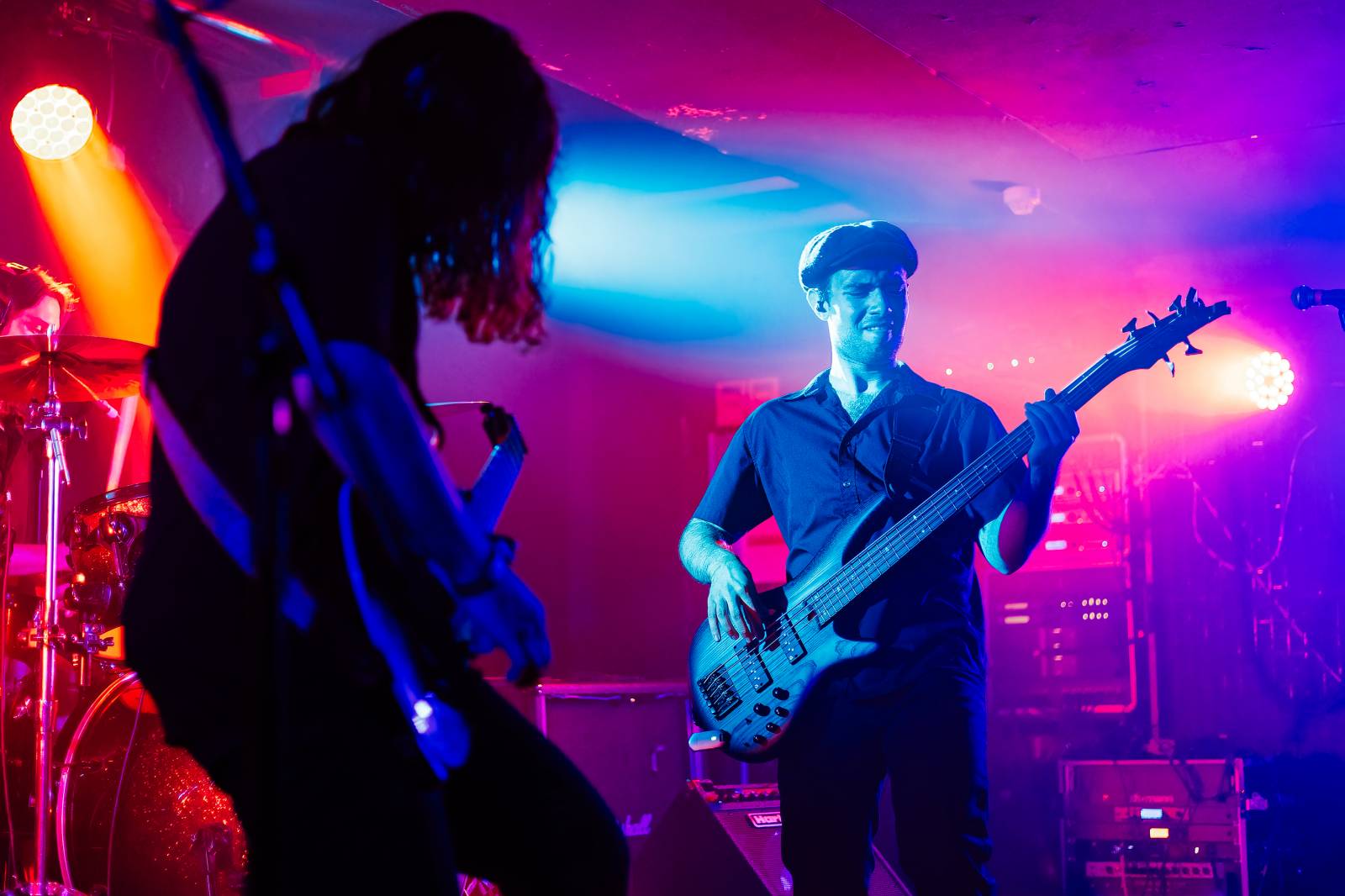 Rock Café hostilo první ročník festivalu StageBound. Zahráli The Agony i The.Swith, kteří se loučili s fanoušky