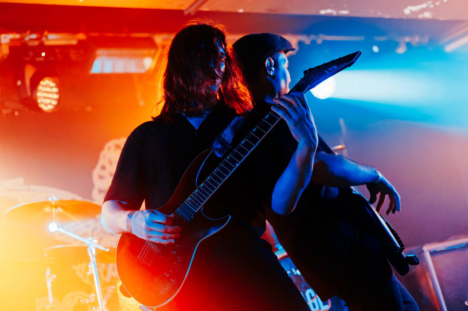 Rock Café hostilo první ročník festivalu StageBound. Zahráli The Agony i The.Swith, kteří se loučili s fanoušky