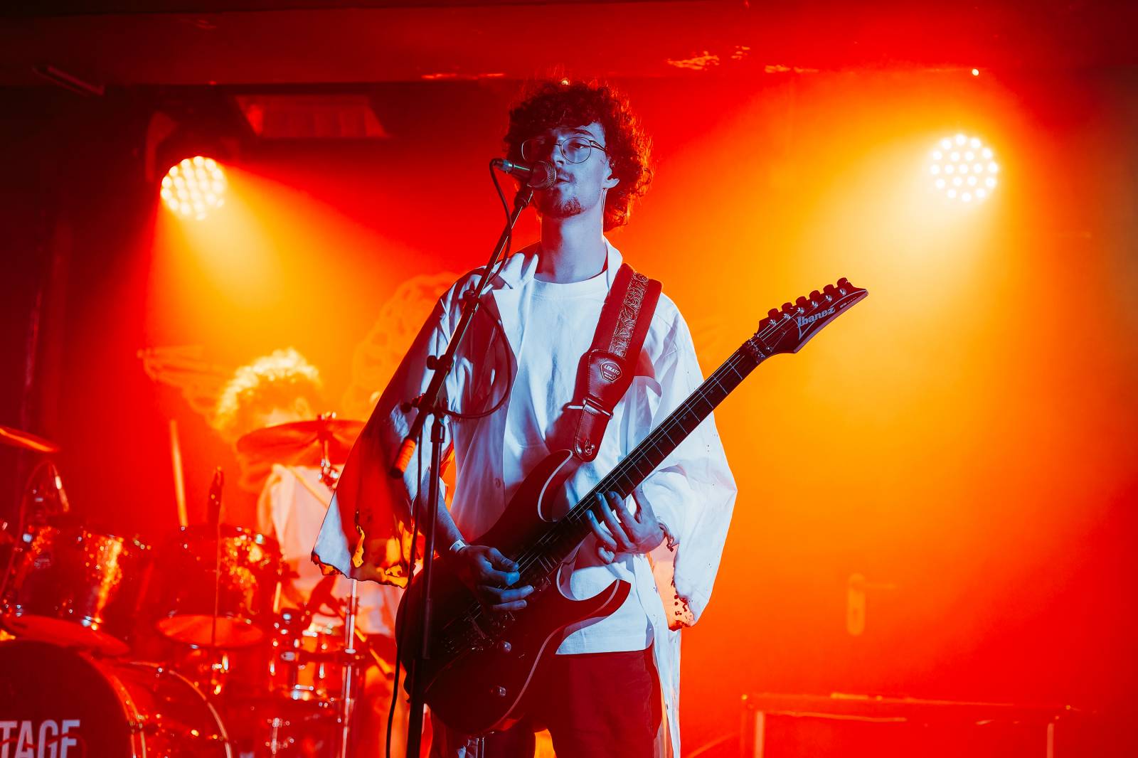 Rock Café hostilo první ročník festivalu StageBound. Zahráli The Agony i The.Swith, kteří se loučili s fanoušky