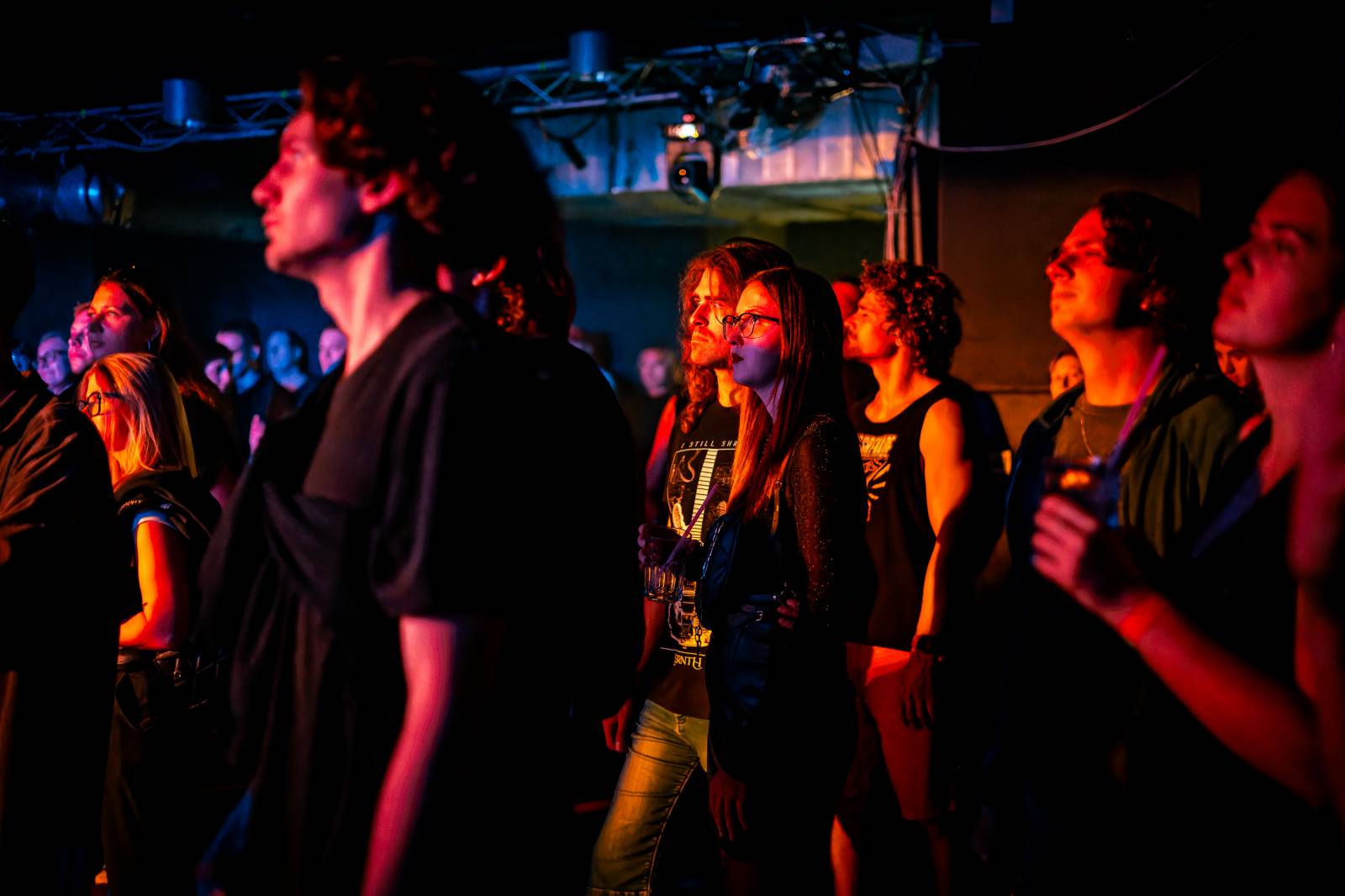 Rock Café hostilo první ročník festivalu StageBound. Zahráli The Agony i The.Swith, kteří se loučili s fanoušky