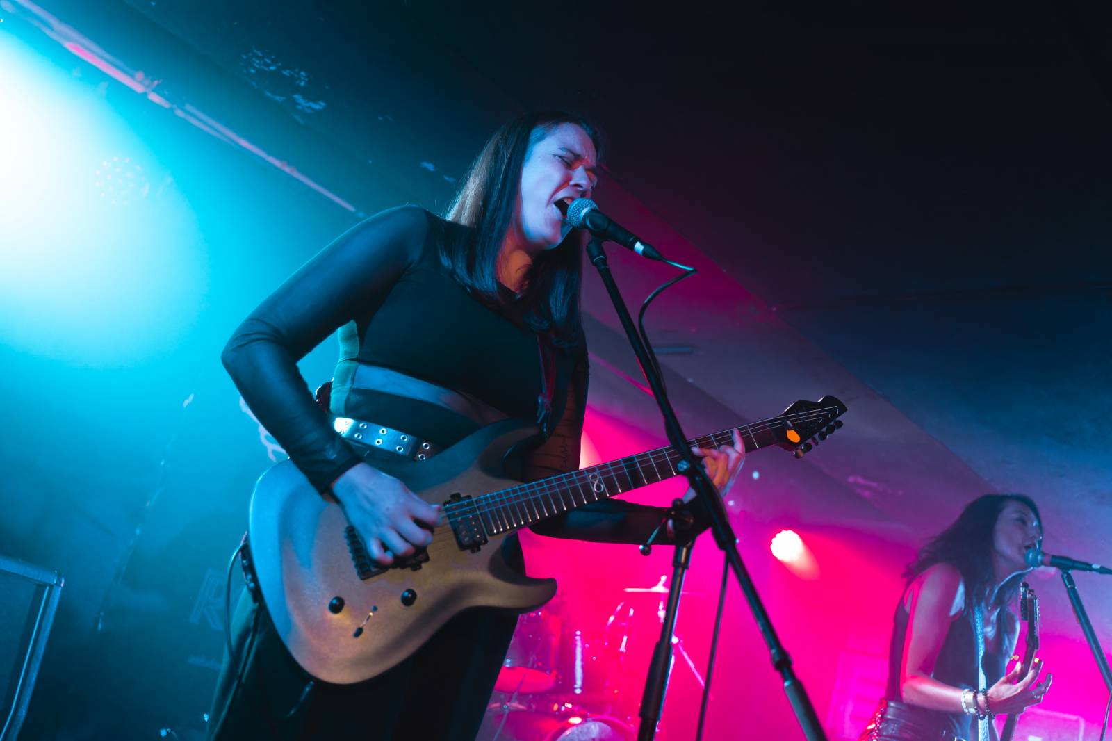 Rock Café hostilo první ročník festivalu StageBound. Zahráli The Agony i The.Swith, kteří se loučili s fanoušky