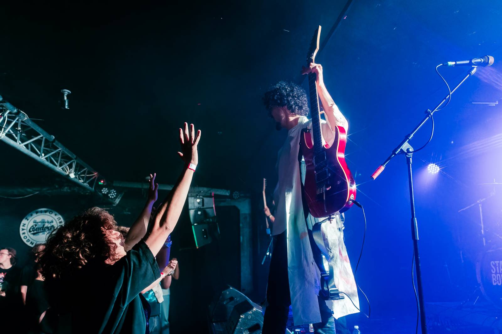 Rock Café hostilo první ročník festivalu StageBound. Zahráli The Agony i The.Swith, kteří se loučili s fanoušky