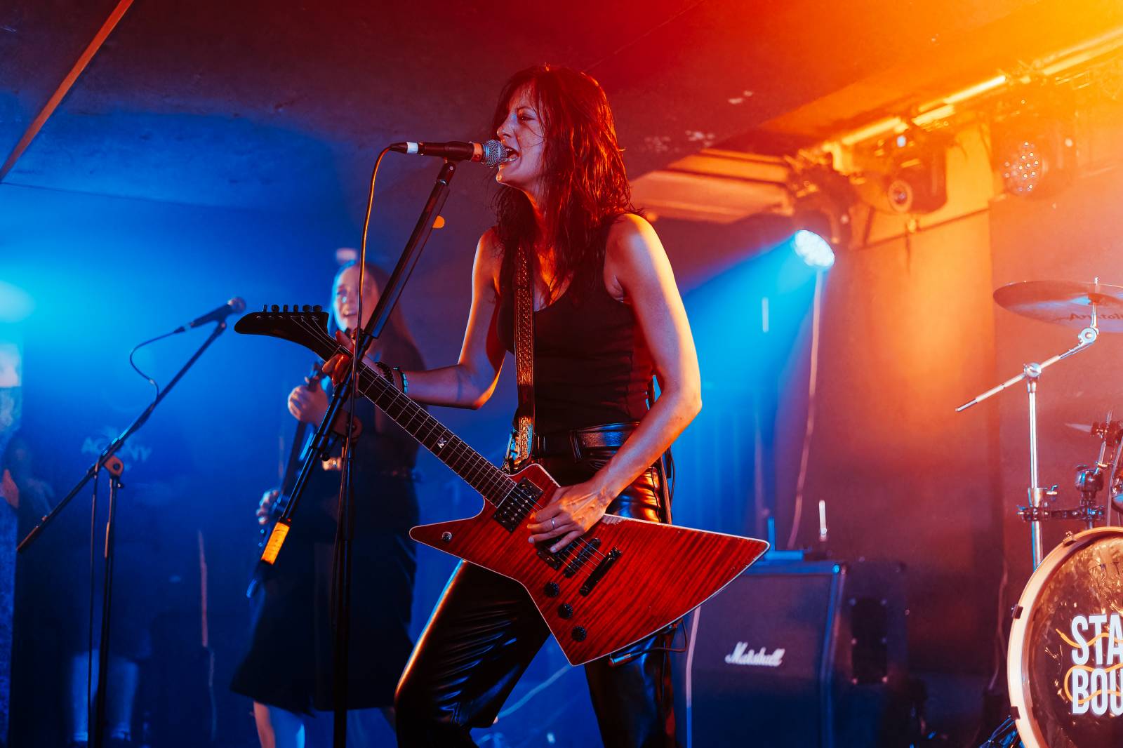 Rock Café hostilo první ročník festivalu StageBound. Zahráli The Agony i The.Swith, kteří se loučili s fanoušky