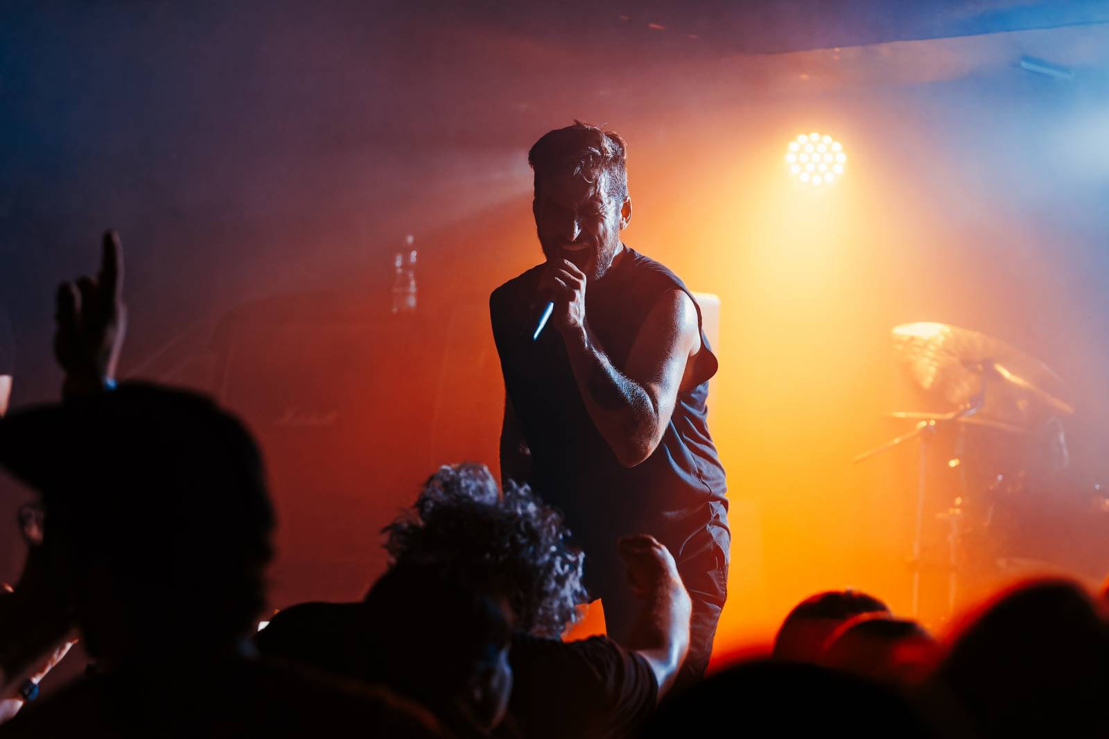 Rock Café hostilo první ročník festivalu StageBound. Zahráli The Agony i The.Swith, kteří se loučili s fanoušky