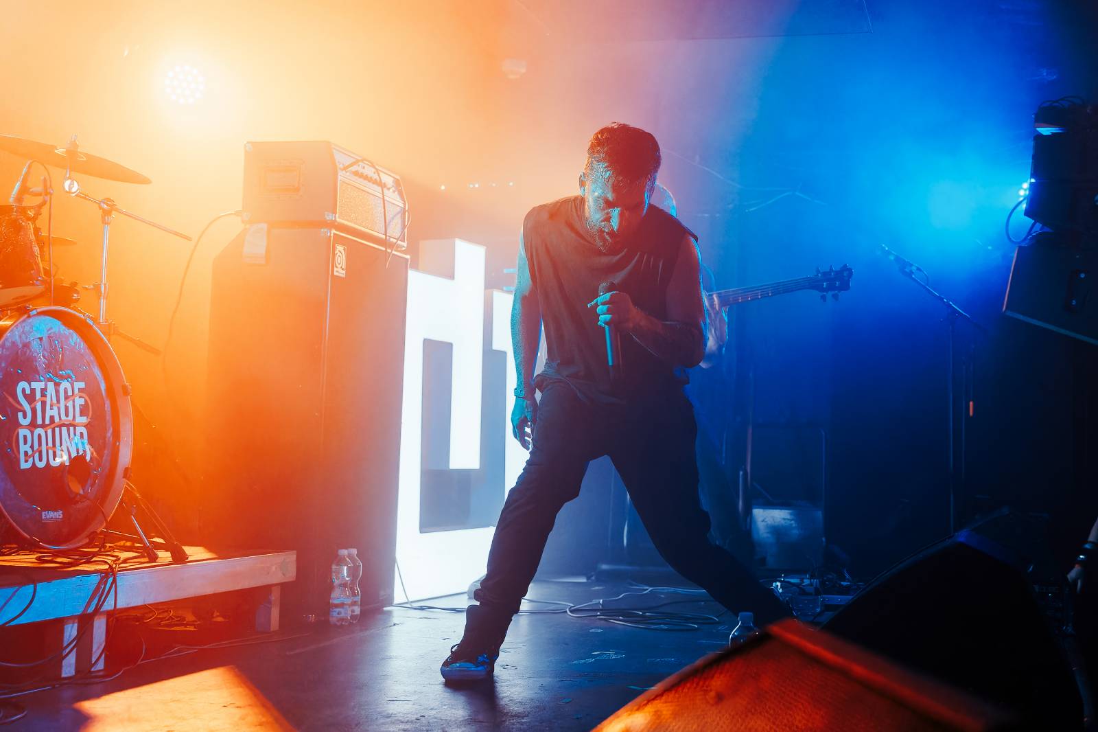 Rock Café hostilo první ročník festivalu StageBound. Zahráli The Agony i The.Swith, kteří se loučili s fanoušky