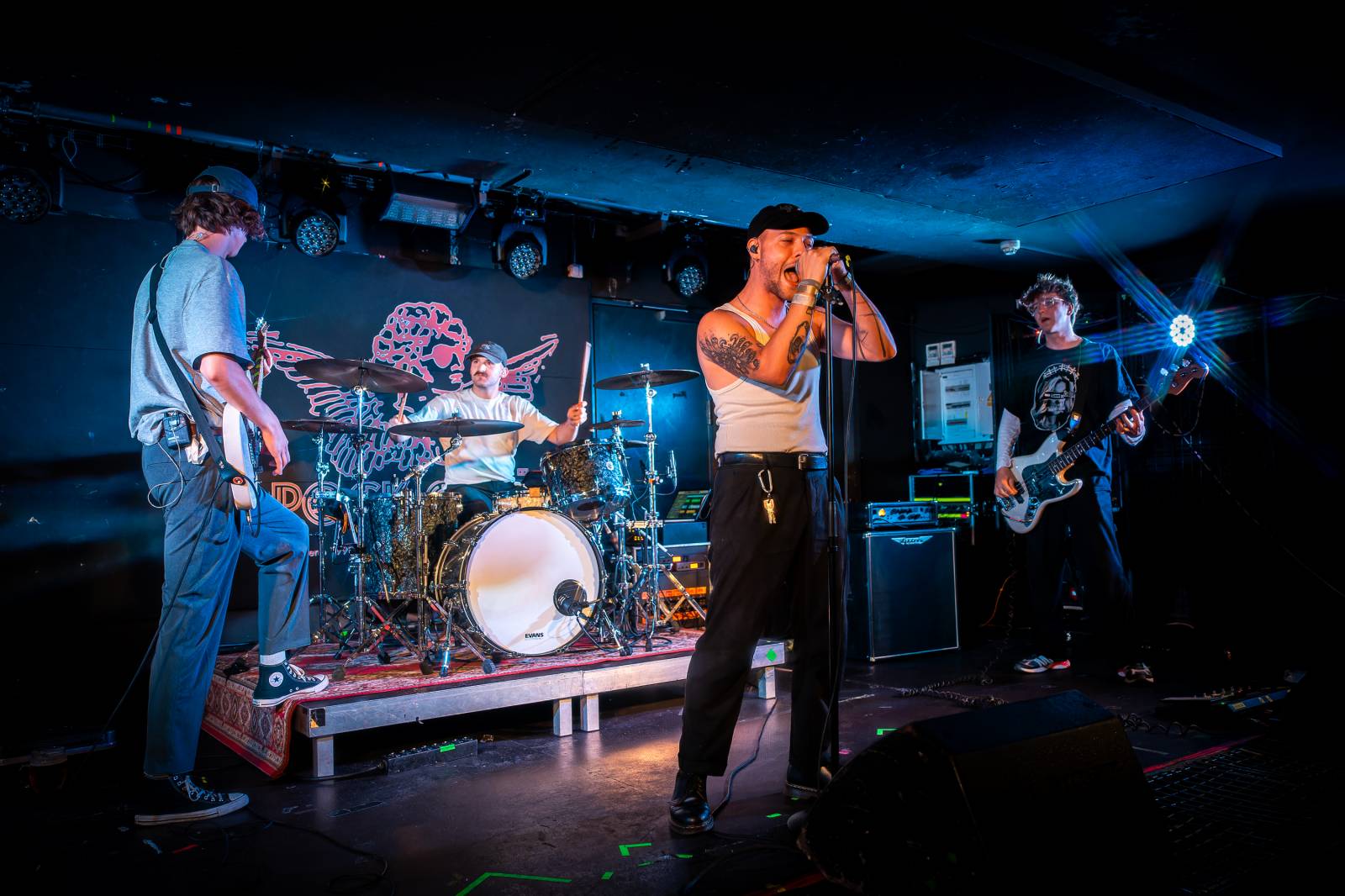 Rock Café hostilo první ročník festivalu StageBound. Zahráli The Agony i The.Swith, kteří se loučili s fanoušky