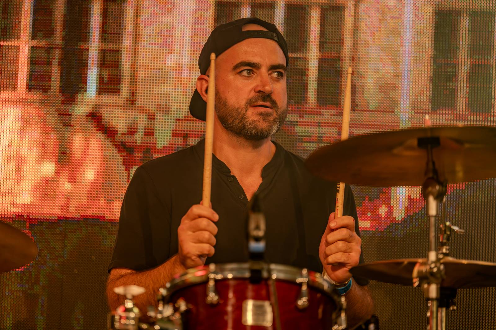 Michal Hrůza pozval fanoušky do Riegrových sadů, dorazila i Klára Vytisková