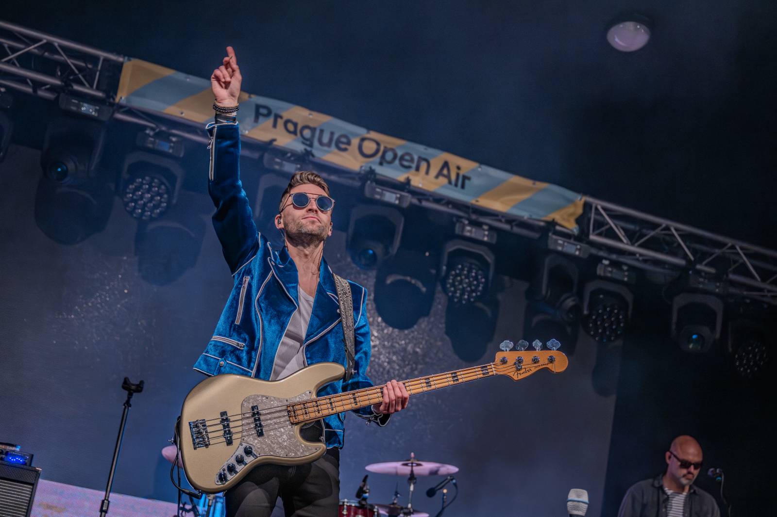 Michal Hrůza pozval fanoušky do Riegrových sadů, dorazila i Klára Vytisková