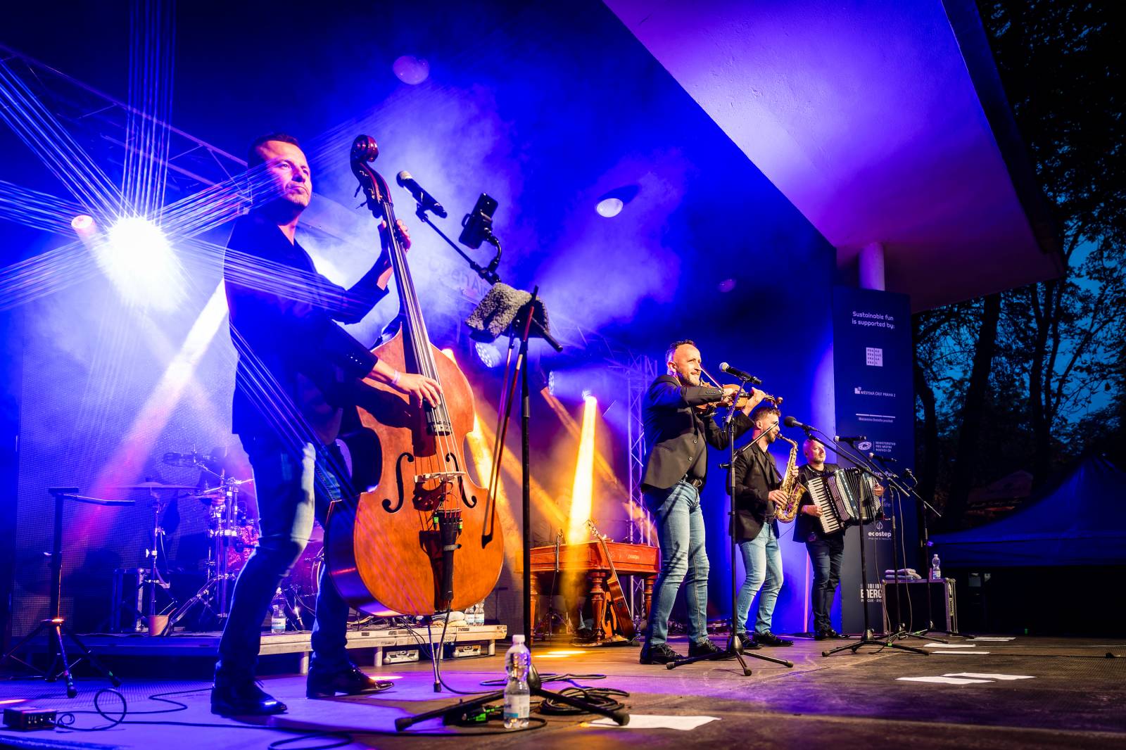 Kandráčovci přivezli do Prahy slovenský folklor, doprovodila je Marianna Železná