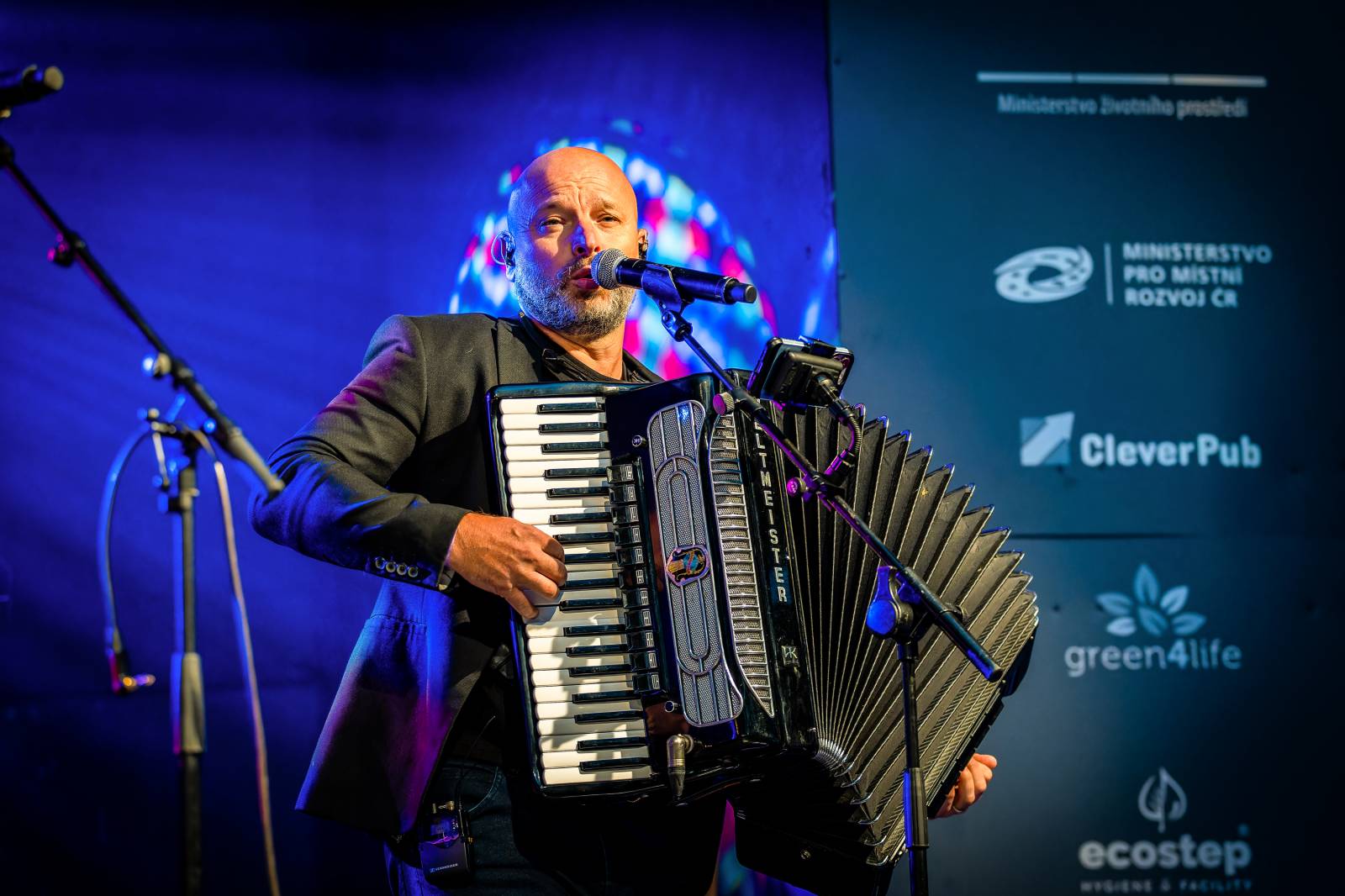 Kandráčovci přivezli do Prahy slovenský folklor, doprovodila je Marianna Železná