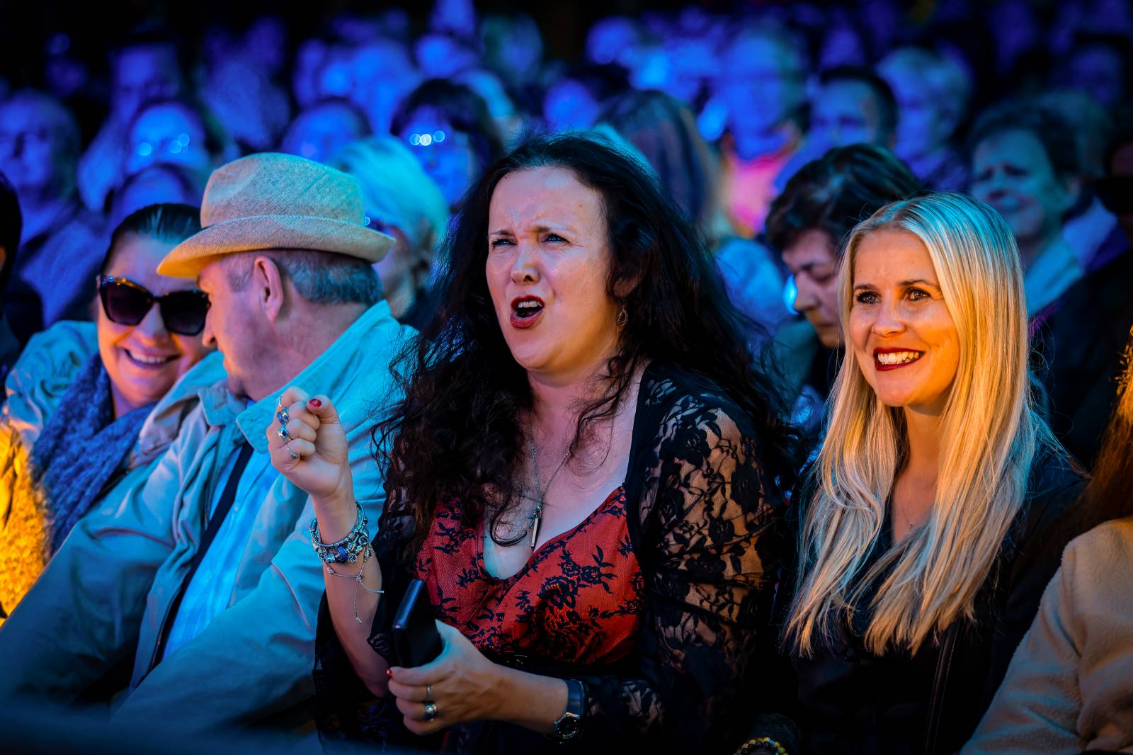 Kandráčovci přivezli do Prahy slovenský folklor, doprovodila je Marianna Železná