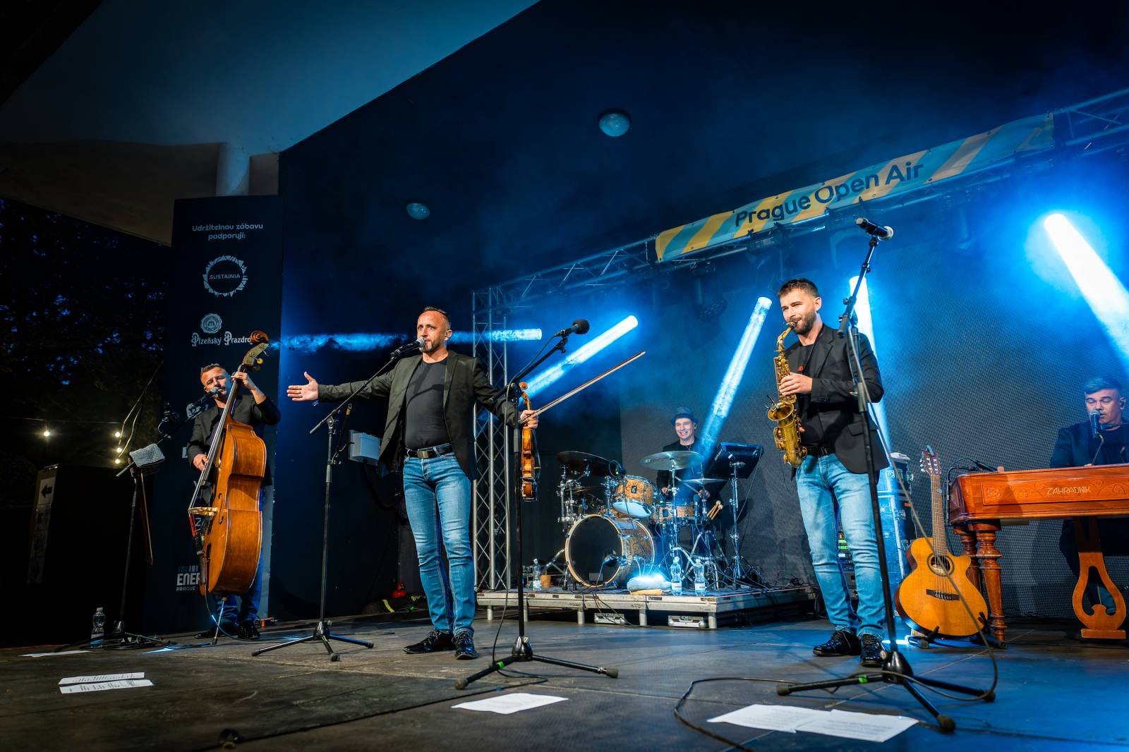 Kandráčovci přivezli do Prahy slovenský folklor, doprovodila je Marianna Železná