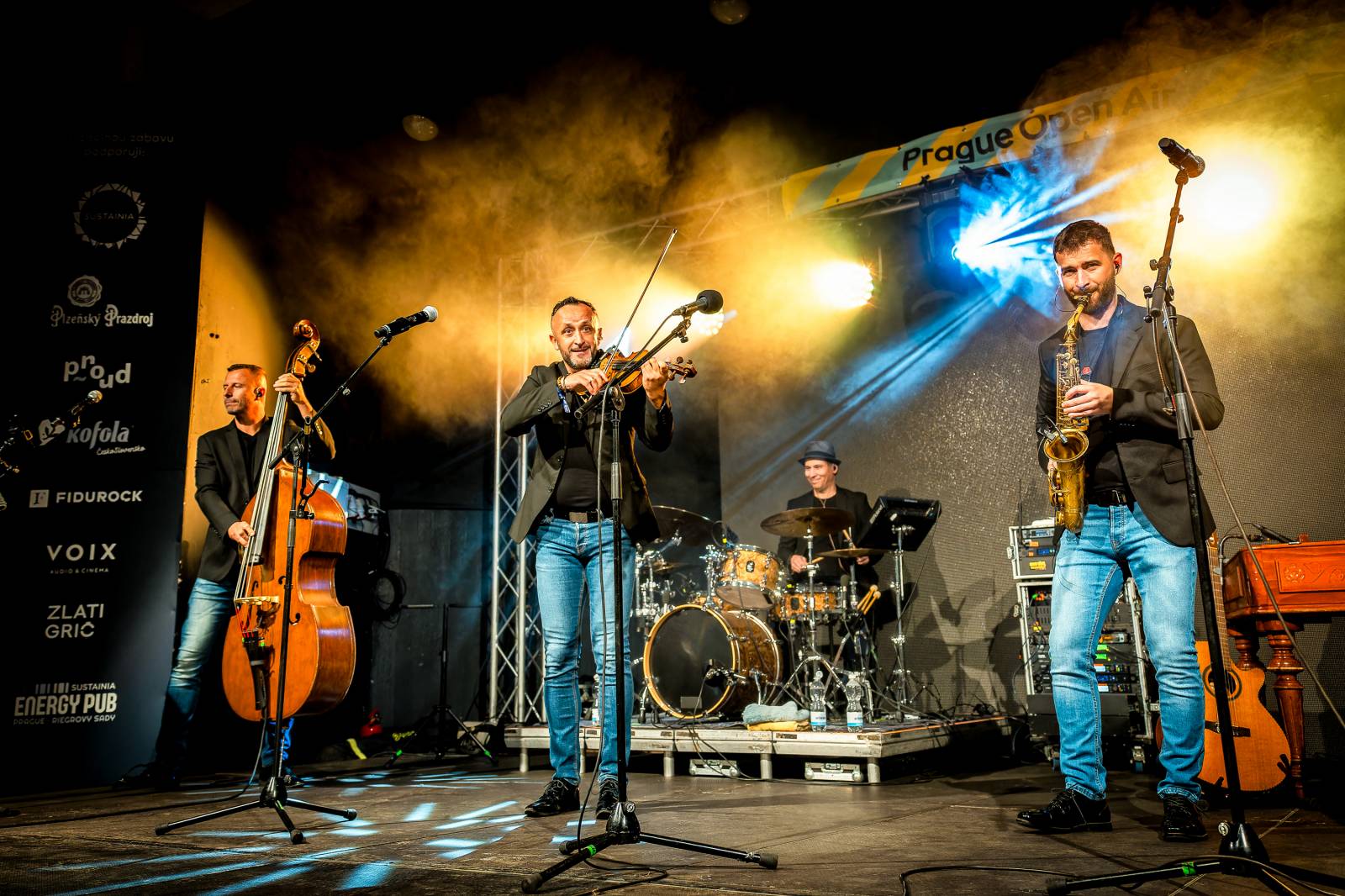 Kandráčovci přivezli do Prahy slovenský folklor, doprovodila je Marianna Železná