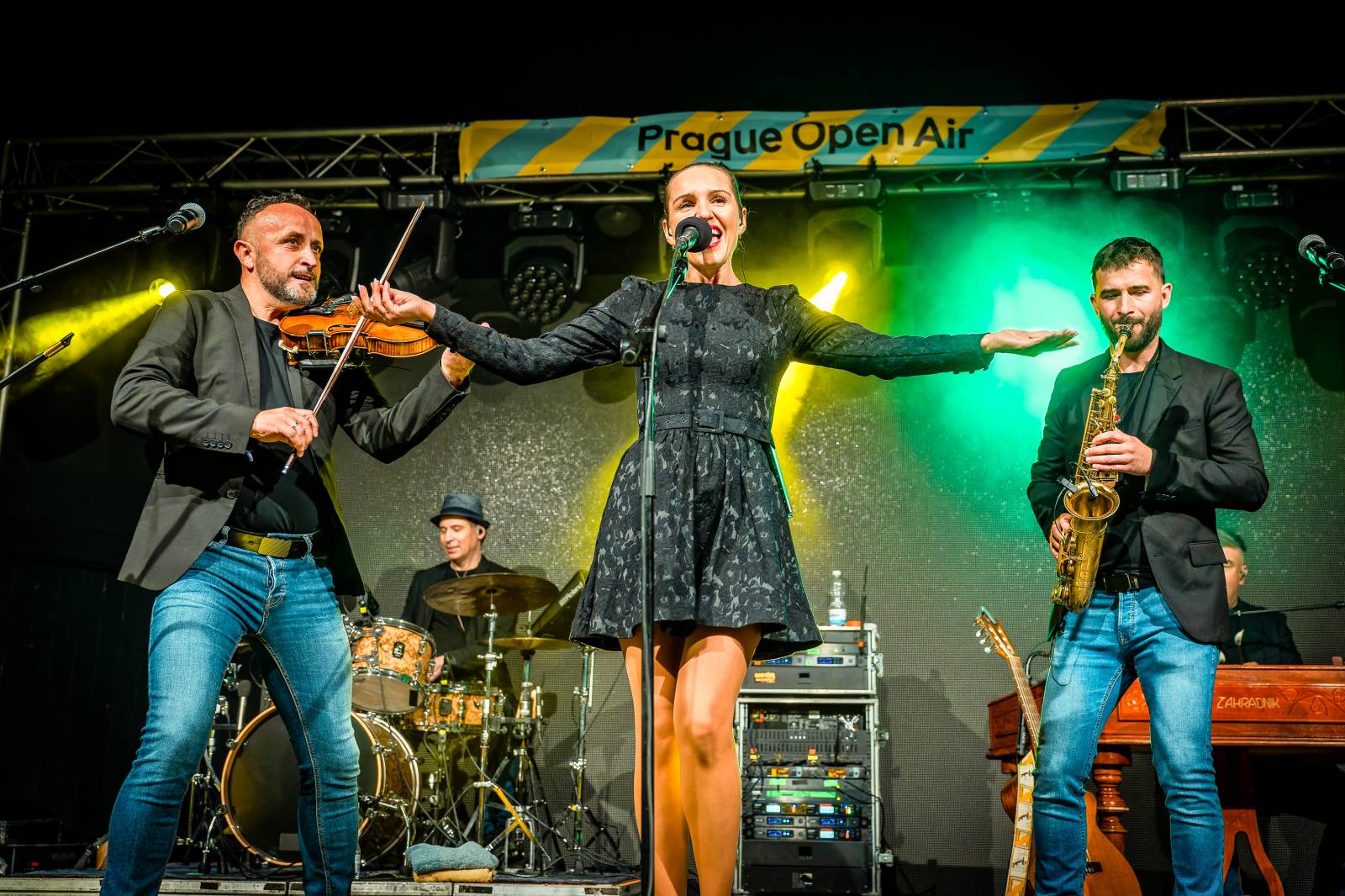 Kandráčovci přivezli do Prahy slovenský folklor, doprovodila je Marianna Železná