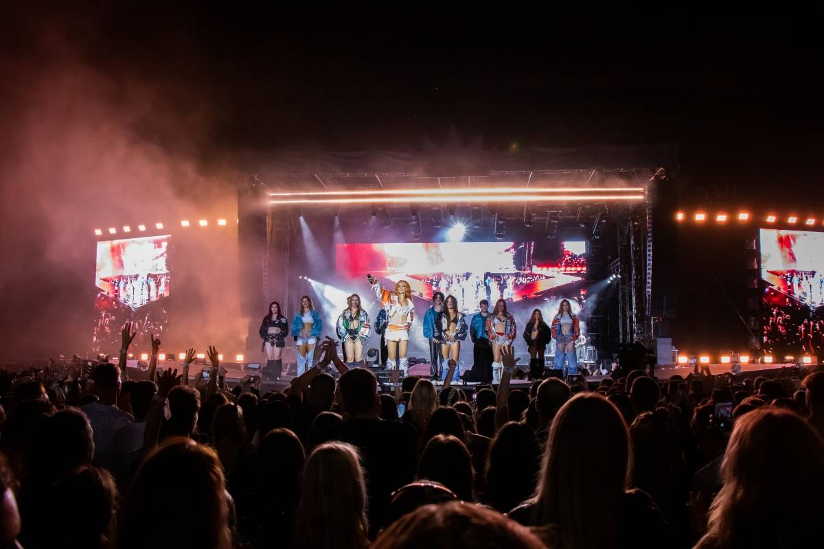 Sima předvedla v Trnavě show světového formátu, dorazili i Ben Cristovao a Ego