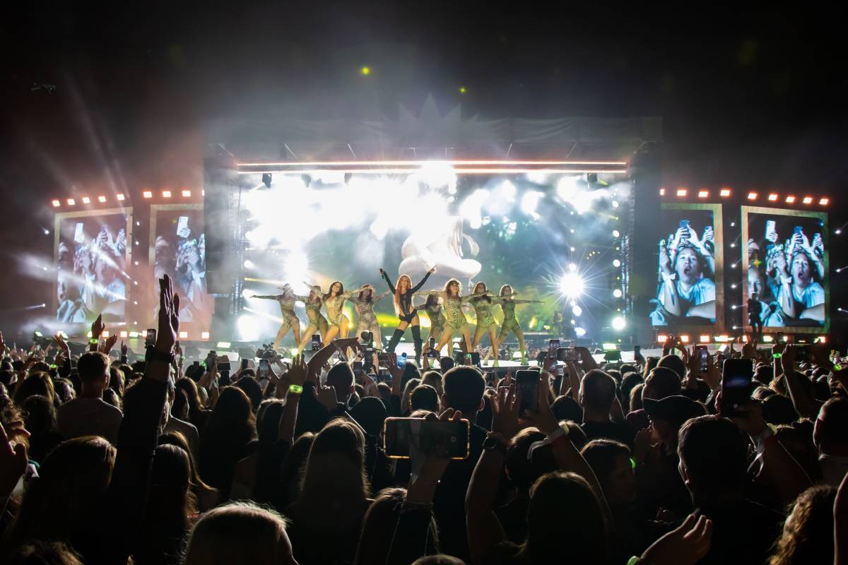 Sima předvedla v Trnavě show světového formátu, dorazili i Ben Cristovao a Ego