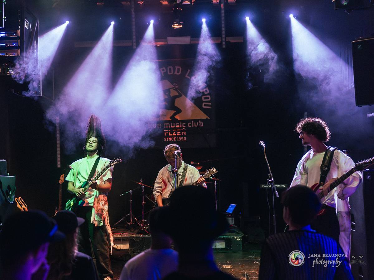 StageBound festival se přesunul do Plzně, v Divadle pod lampou vystoupil Pan Lynx a další