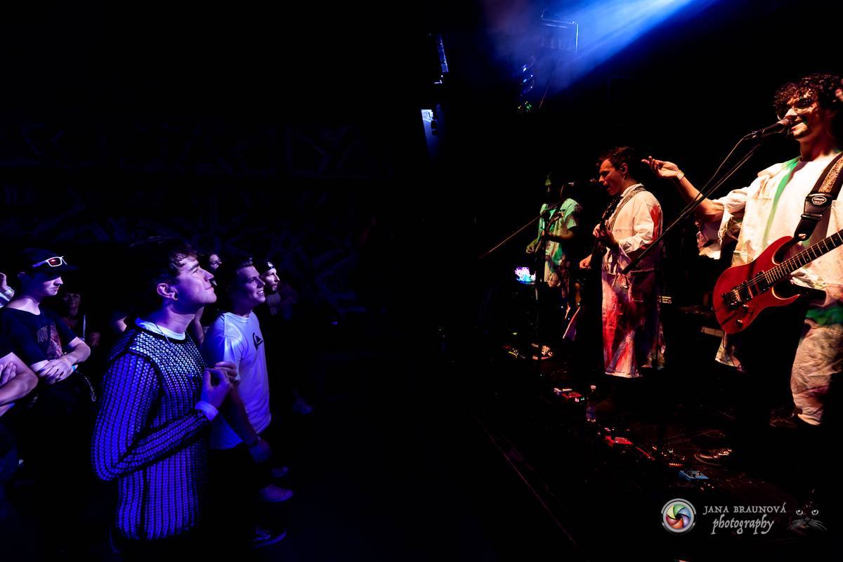 StageBound festival se přesunul do Plzně, v Divadle pod lampou vystoupil Pan Lynx a další