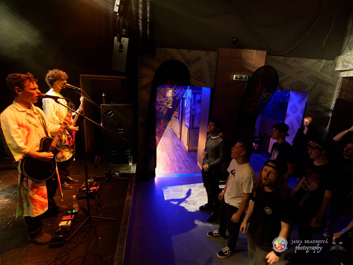 StageBound festival se přesunul do Plzně, v Divadle pod lampou vystoupil Pan Lynx a další