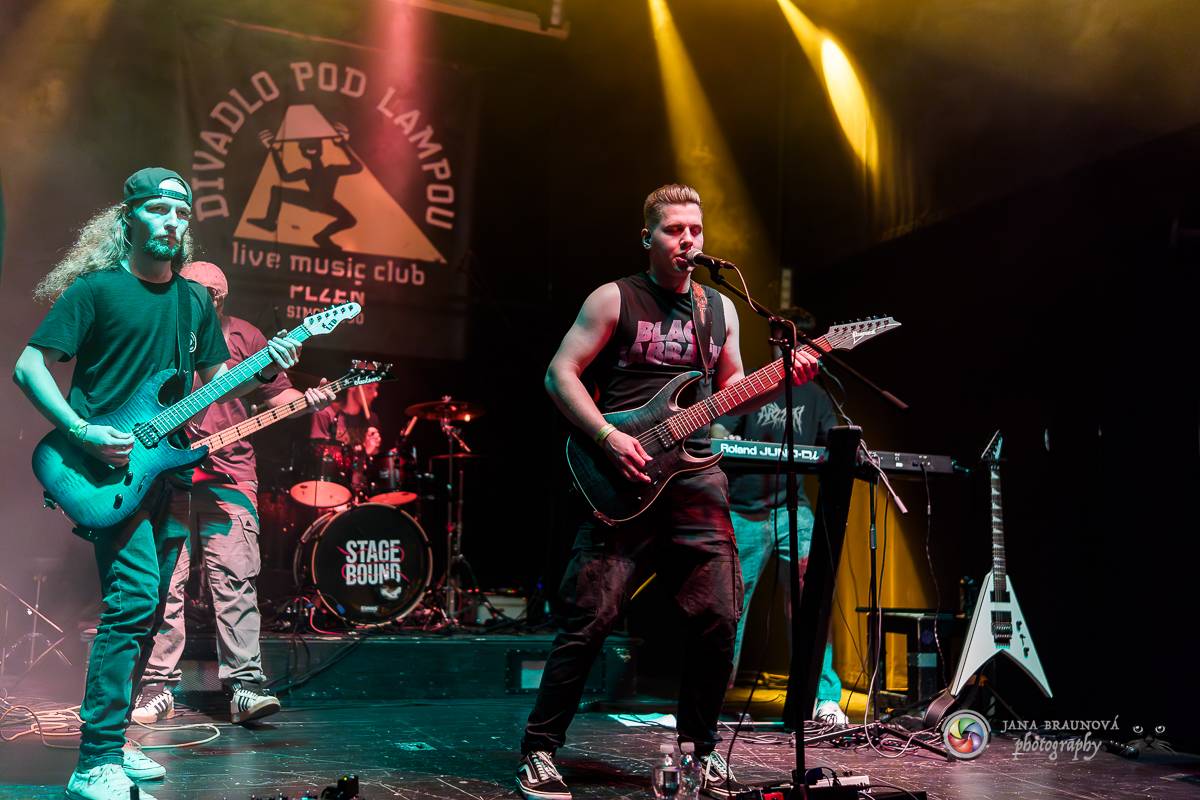 StageBound festival se přesunul do Plzně, v Divadle pod lampou vystoupil Pan Lynx a další
