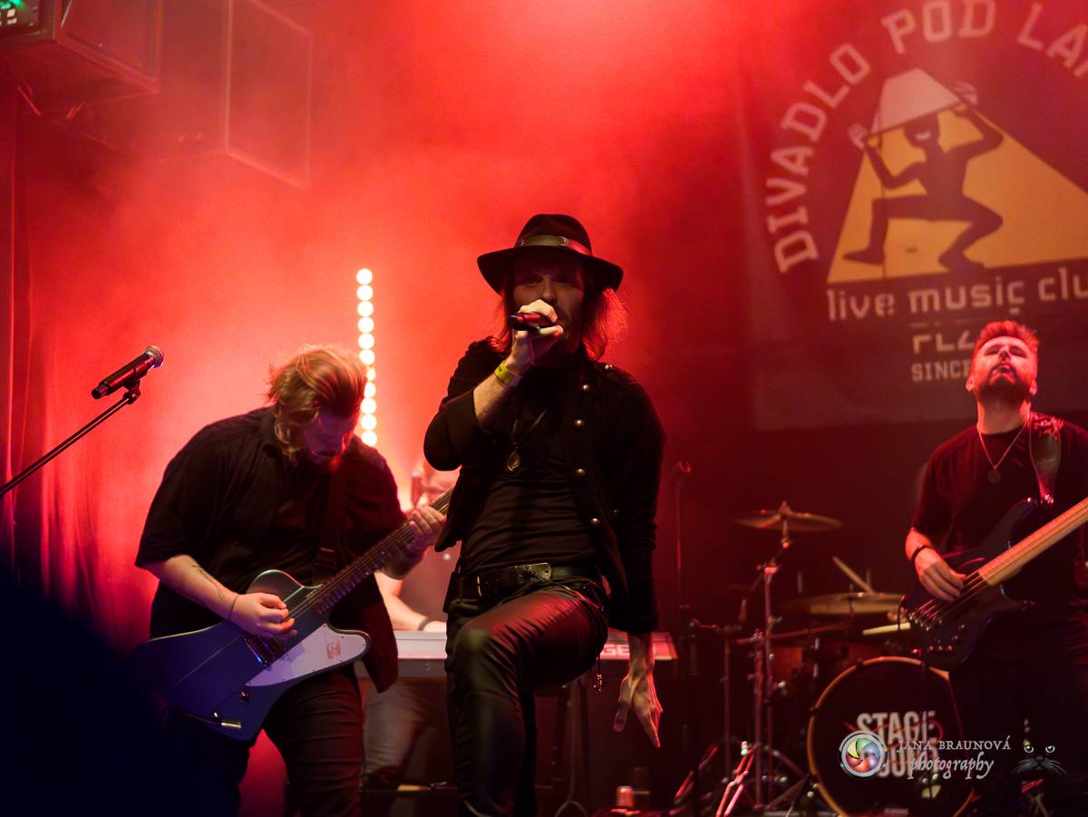 StageBound festival se přesunul do Plzně, v Divadle pod lampou vystoupil Pan Lynx a další