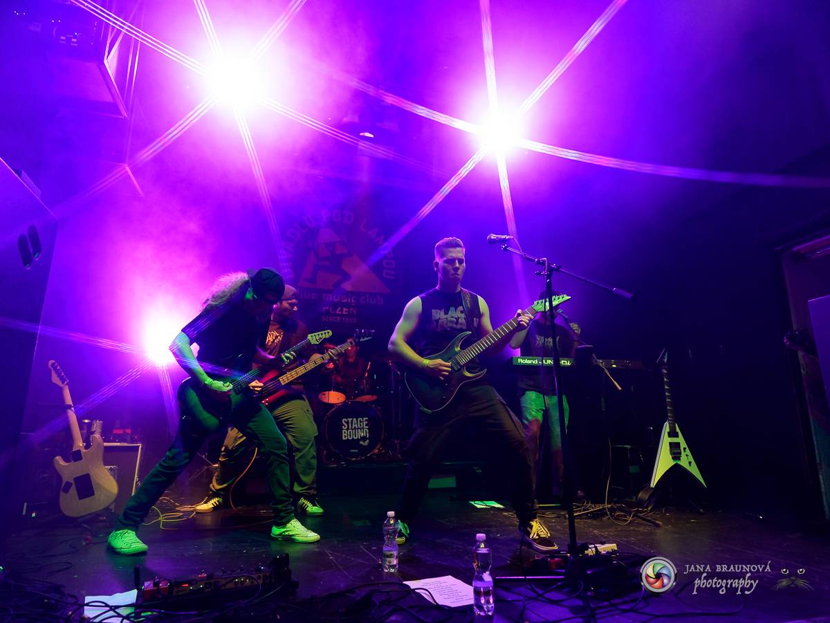 StageBound festival se přesunul do Plzně, v Divadle pod lampou vystoupil Pan Lynx a další