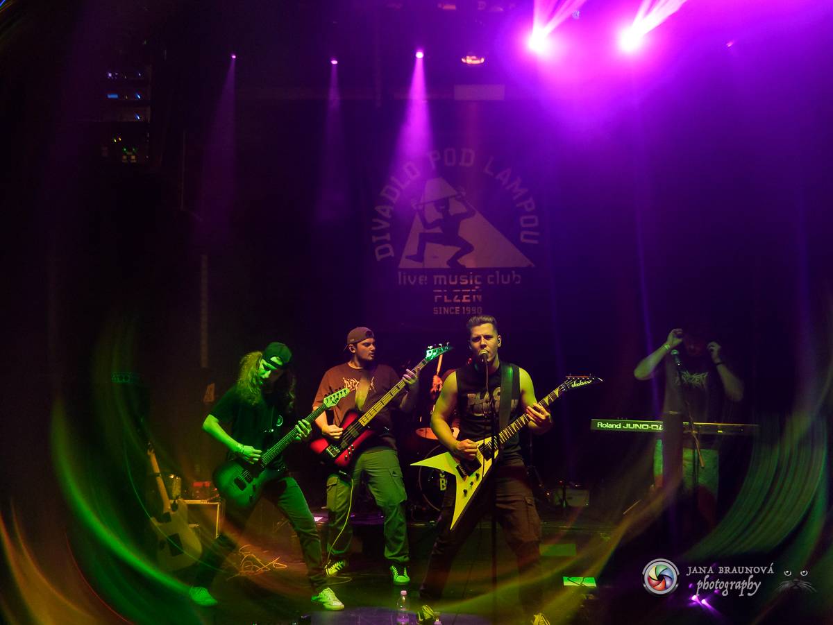 StageBound festival se přesunul do Plzně, v Divadle pod lampou vystoupil Pan Lynx a další