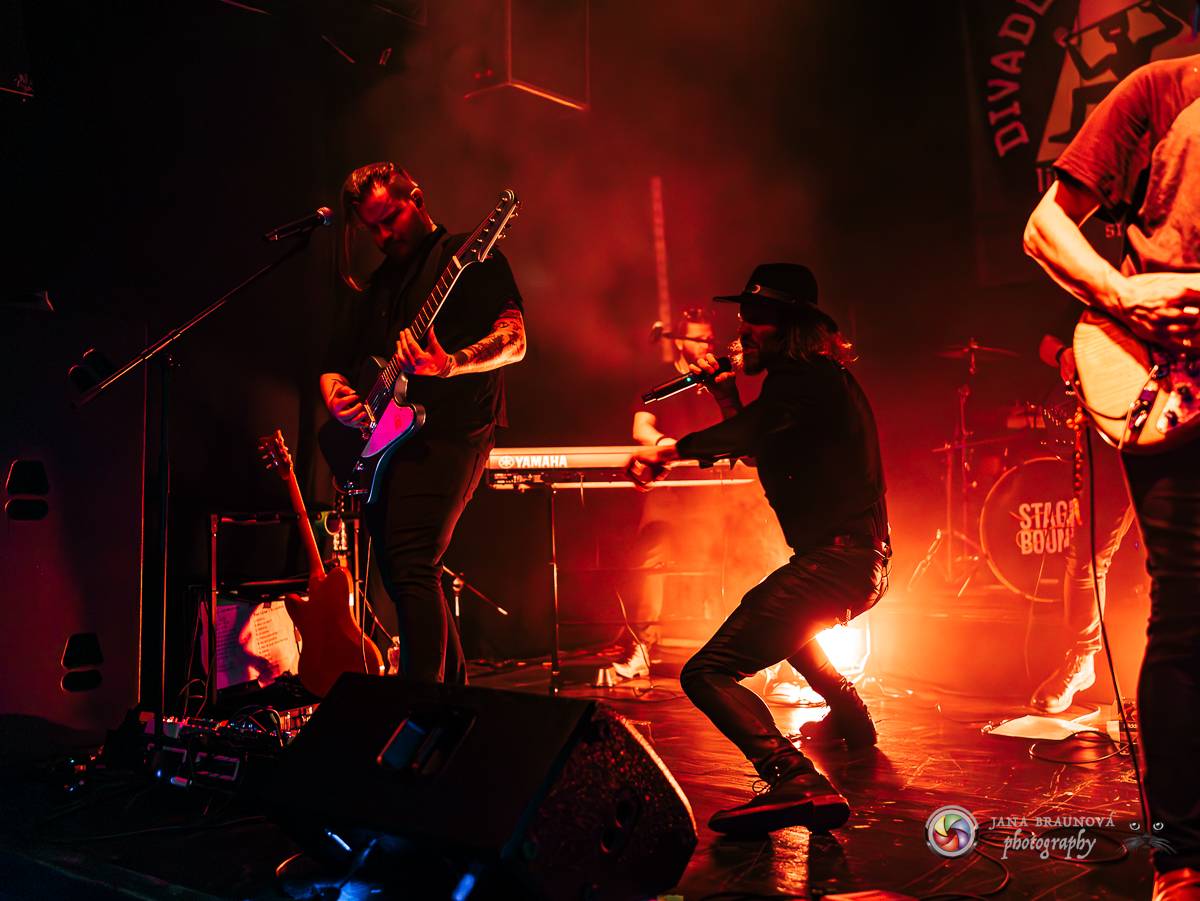 StageBound festival se přesunul do Plzně, v Divadle pod lampou vystoupil Pan Lynx a další