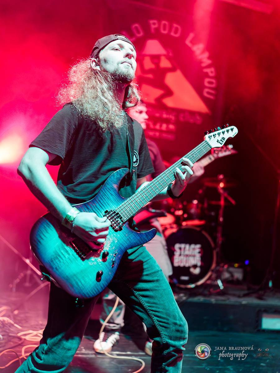 StageBound festival se přesunul do Plzně, v Divadle pod lampou vystoupil Pan Lynx a další