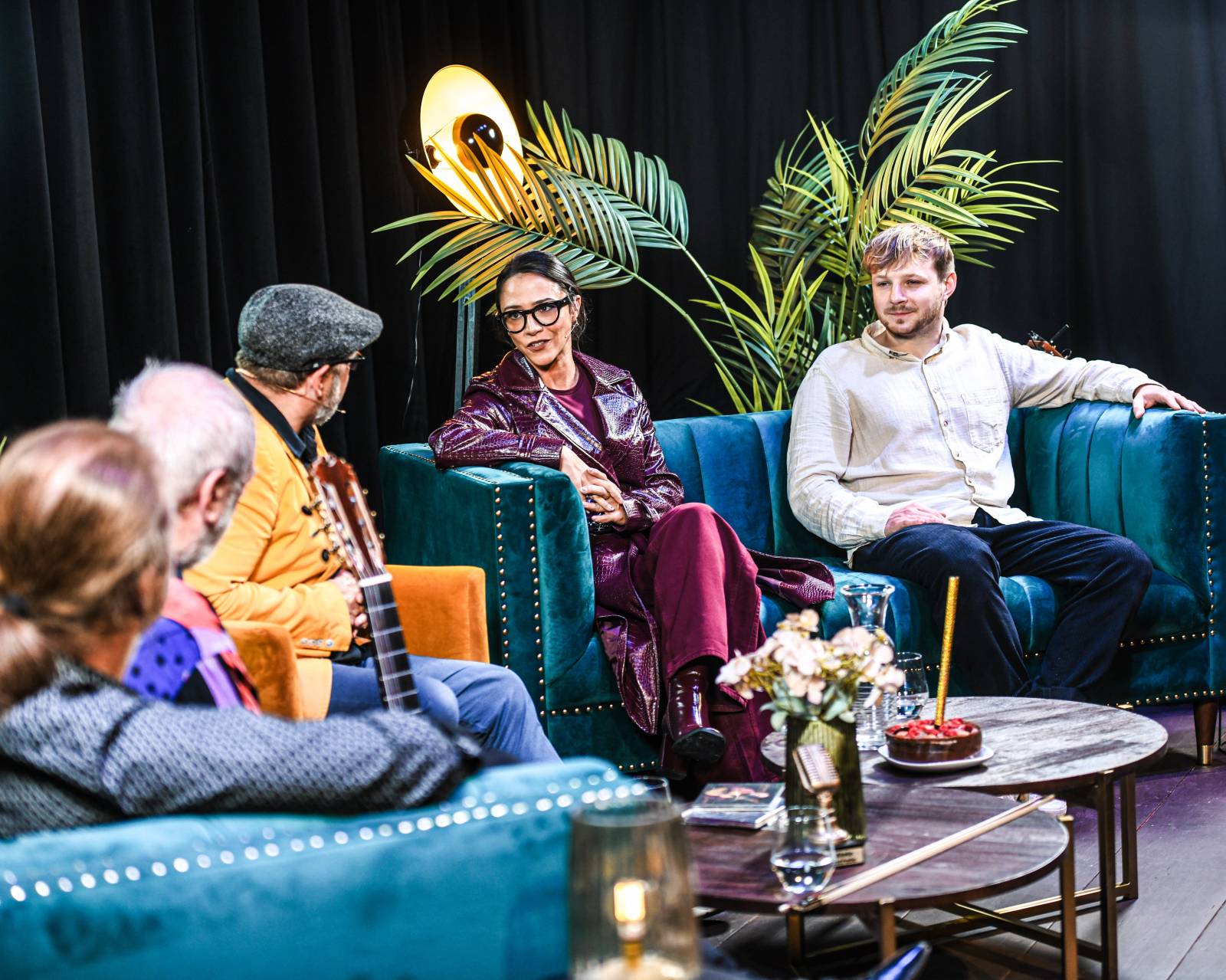 Pavel Šporcl, Eva Burešová, Štěpán Rak a Thom Artway bavili publikum v talkshow U Aleše na střeše