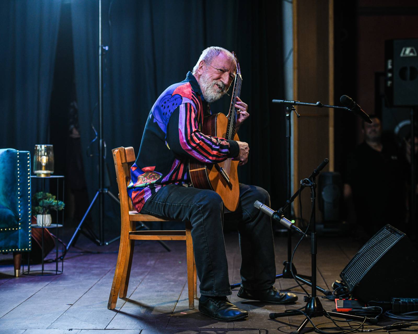 Pavel Šporcl, Eva Burešová, Štěpán Rak a Thom Artway bavili publikum v talkshow U Aleše na střeše